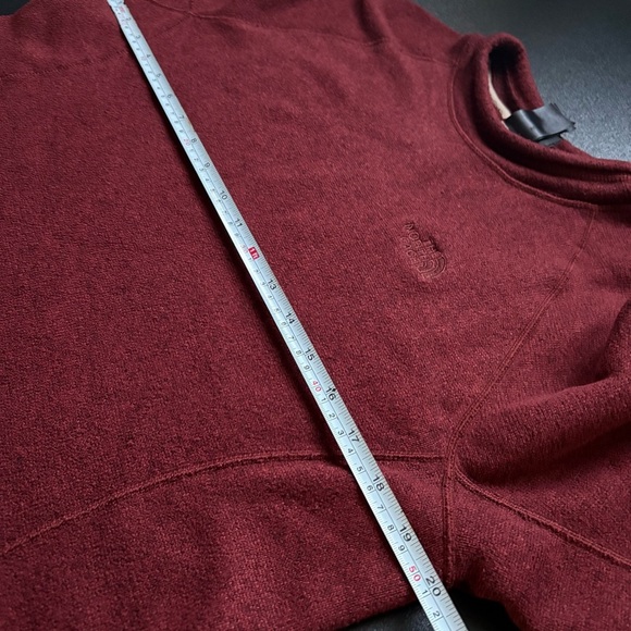 The north face pull over mock neck sweater shirt men medium burgundy long sleeve - Picture 7 of 8